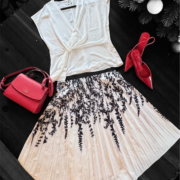None Dresses & Skirts - Elegant Black and White A-Line Skirt